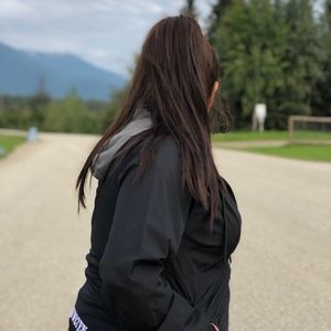 Meet your Posher, Sylvia